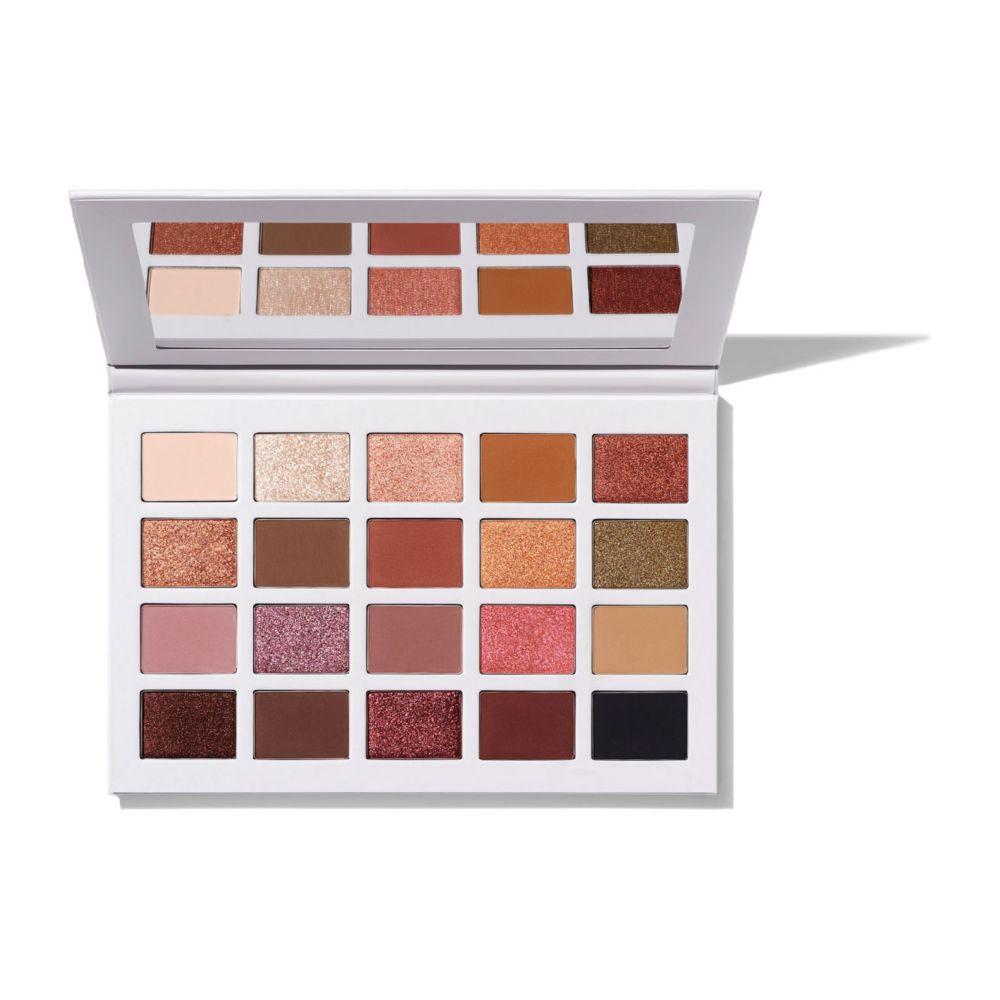 Madison Beer Channel Surfing Artistry Palette